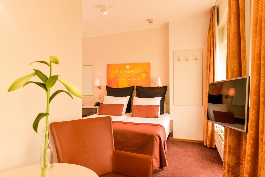 Hotel Noordzee Катвейк-ан-Зе Номер фото
